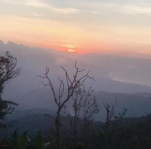 D'rus Hill Munduk 4*