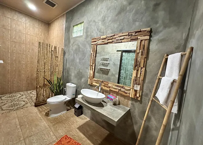 D'rus Hill Munduk 4*